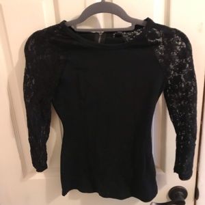 Express 3/4 sleeve top
